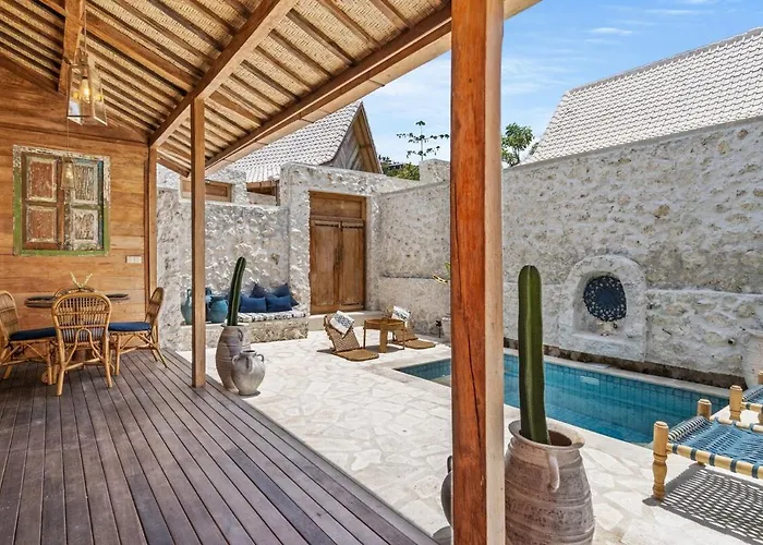 Villa Warna Villas- Blue Balinese Stylish Loft Pool & Kitchen