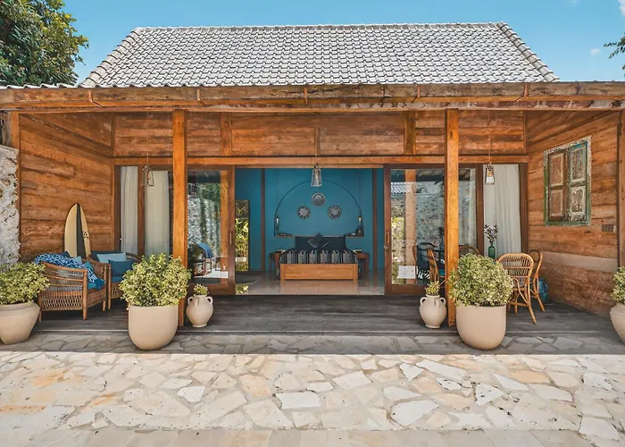 Warna Villas- Blue Balinese Stylish Loft Pool & Kitchen * Uluwatu